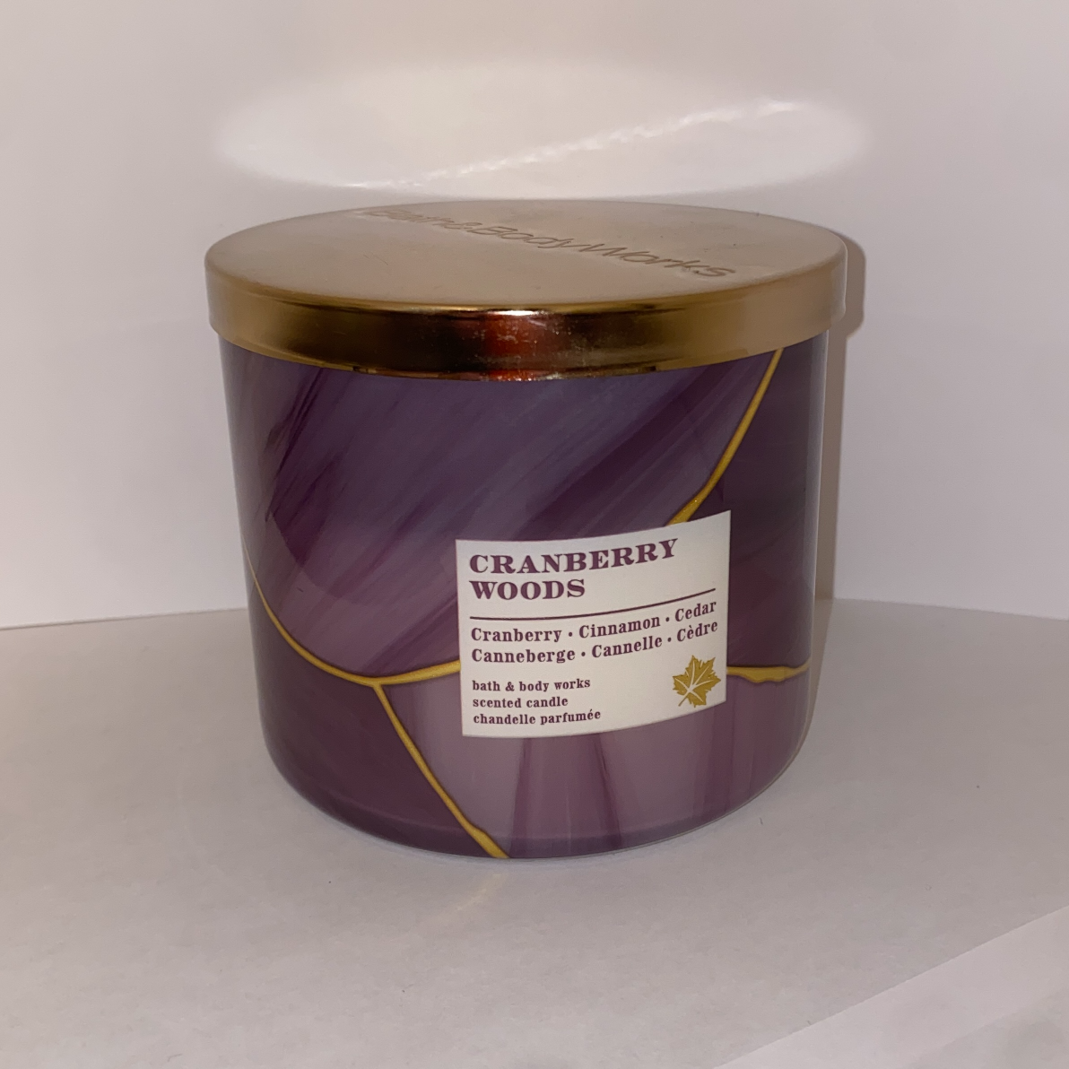 An image of a candle.