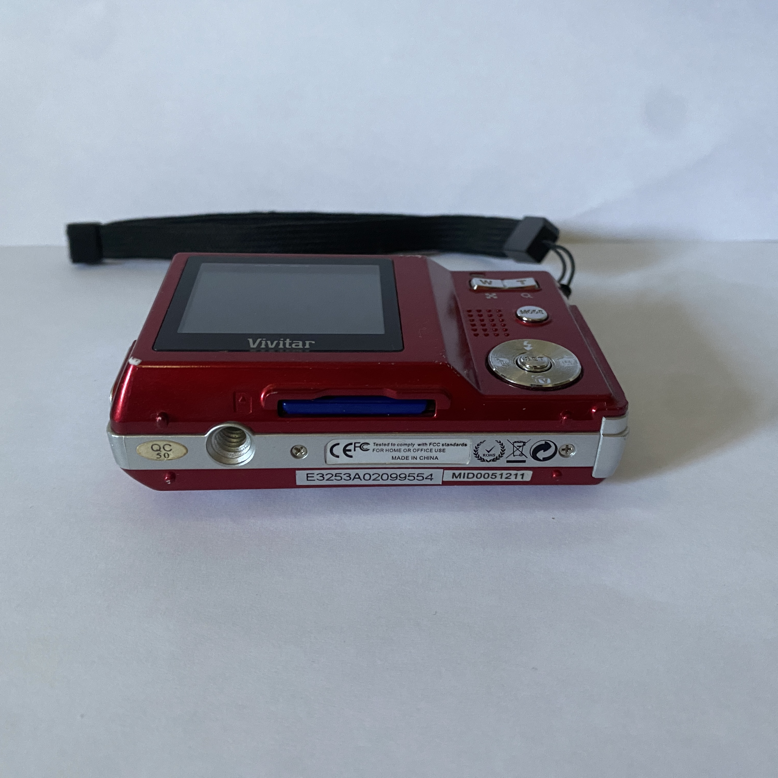 Image of a digital camera.