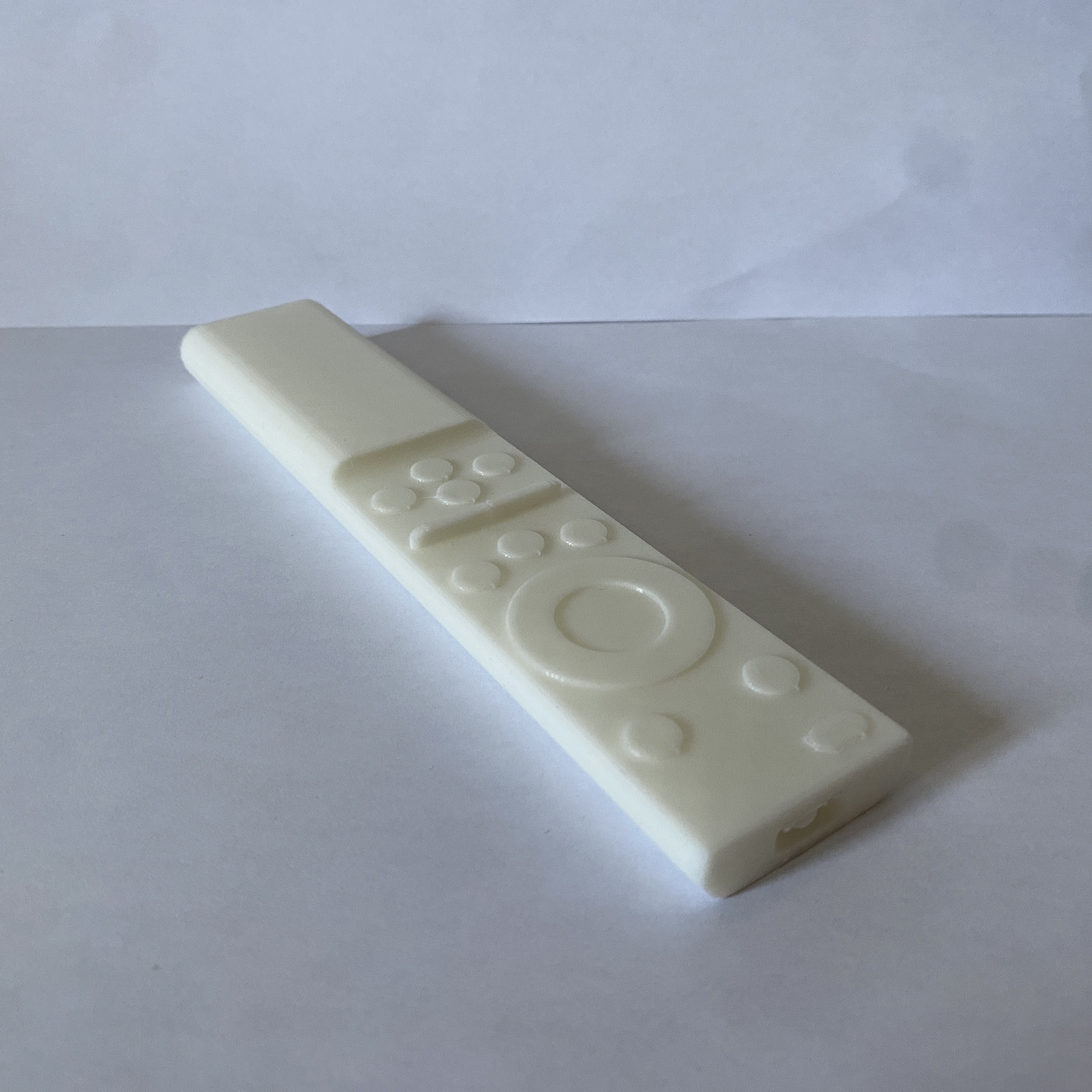 The side view of my 3D printed remote model.